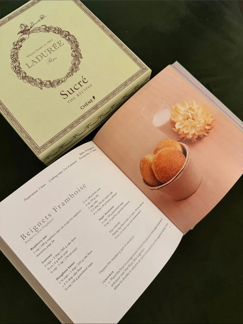 Ladurée Sucré: The Recipes cookbook